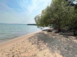 10665 Bluff Rd, Traverse City, MI 49686