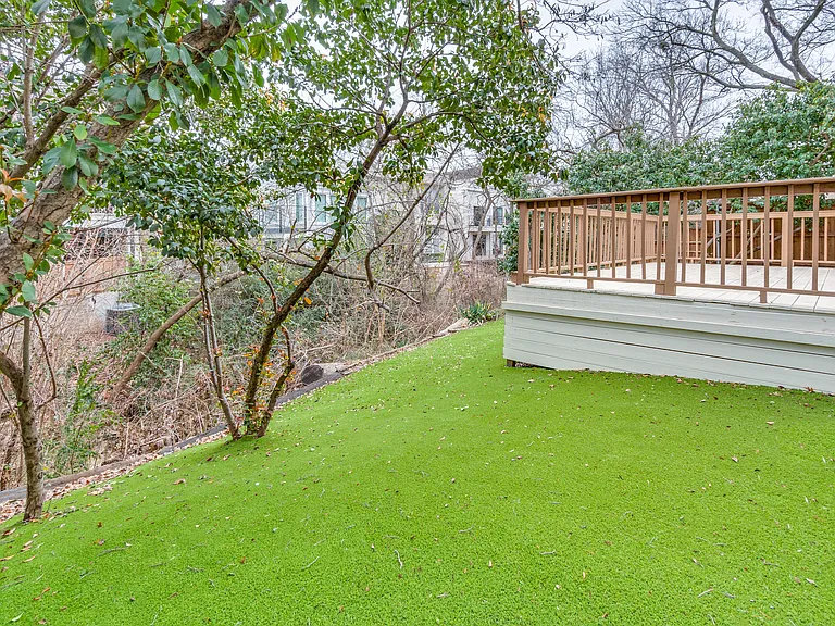 9130 Valley Chapel Ln — Photo 34