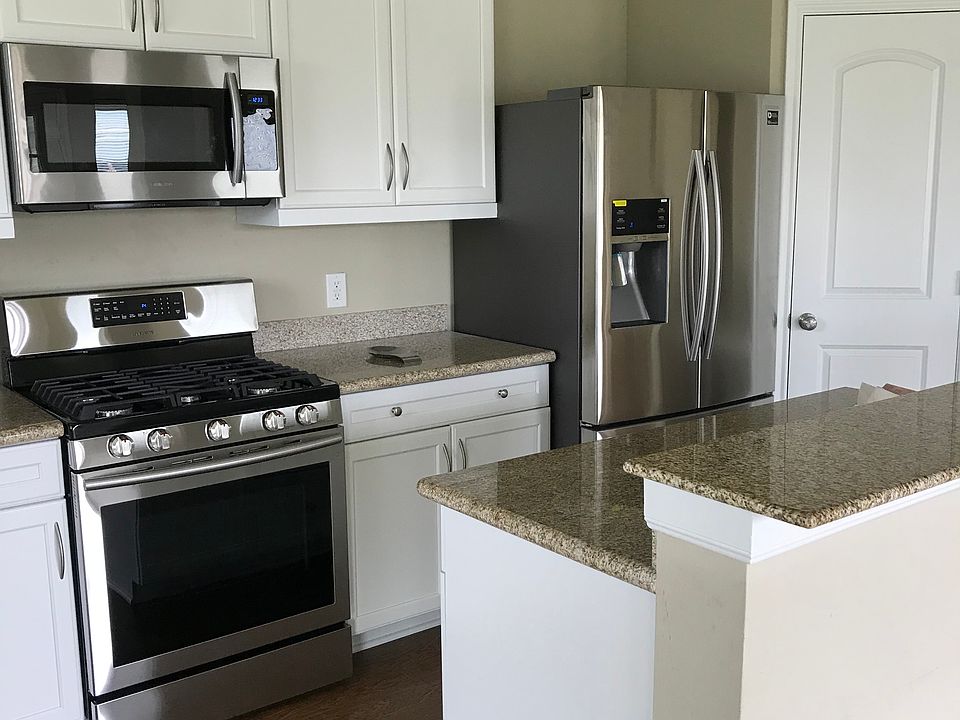 1st image of 1401 Summer Ct