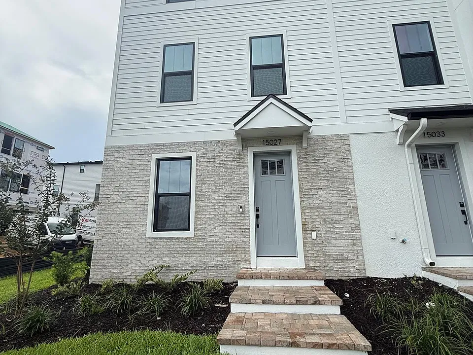 15027 Groveside Rd