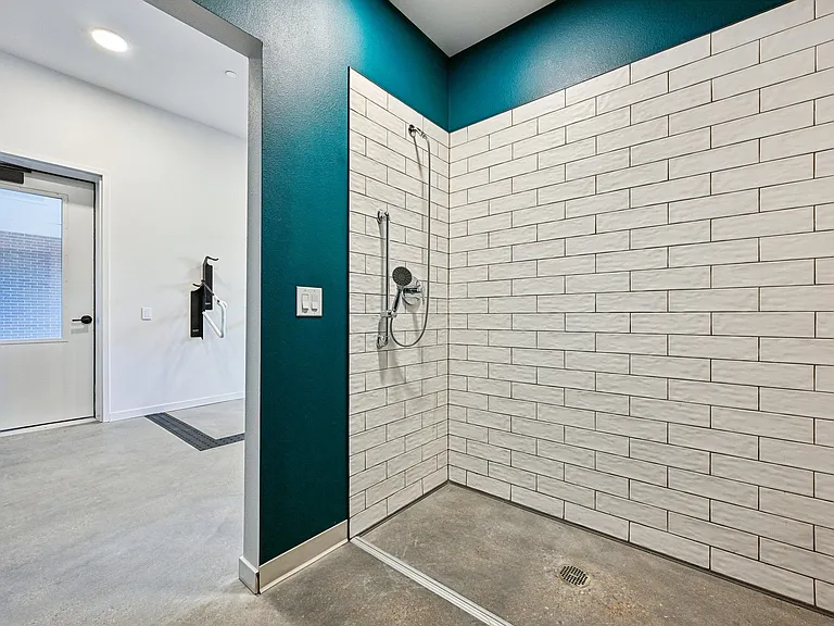 Ralston Commons — Photo 24