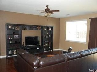 9559 Moss Hill Way, Sacramento, CA 95829