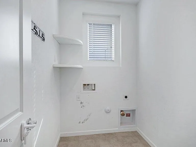 2570 E Corazon Trl — Photo 26