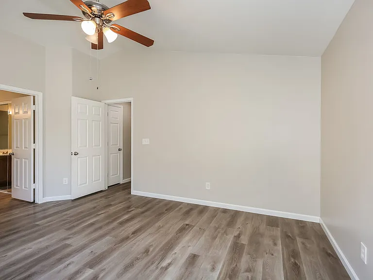 9453 Milkweed Canyon Ave — Photo 10