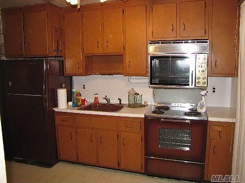 2nd image of 78 Waukena Ave