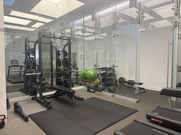 100 Norfolk Street image 14 of 14