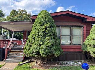 131 Coral Key Dr SE, New Philadelphia, OH 44663