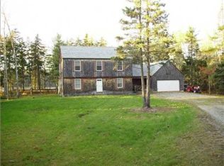 40 Lipton Rd, Sorrento, ME 04677
