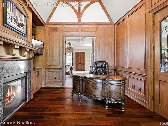 5th image of 9716 Hadley Rd