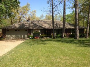 2354 E Gentle Oaks Ln, Fayetteville, AR 72703