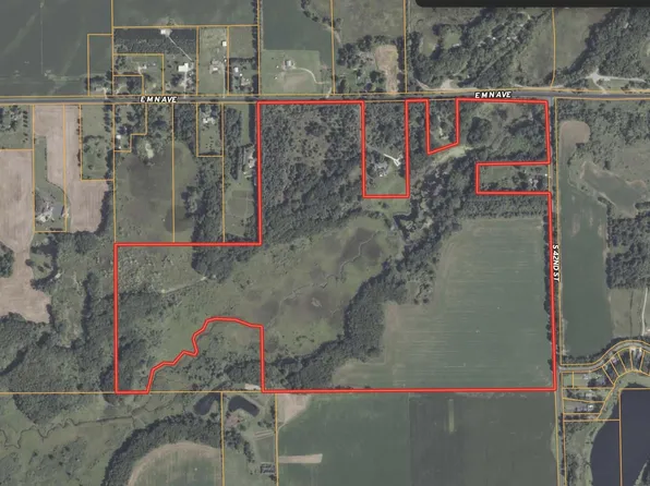 4500 S 42nd St, Climax, MI 49034