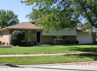 14808 Temple St, Oak Forest, IL 60452