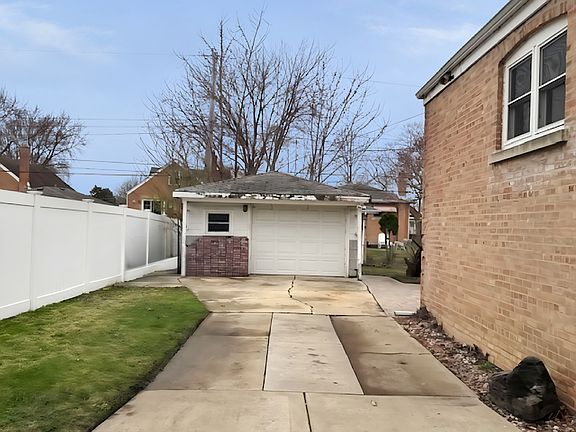 3rd image of 10820 S Kostner Ave