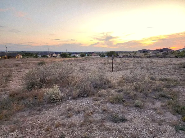 57 Amanecer Ct #764, Del Rio, TX 78840