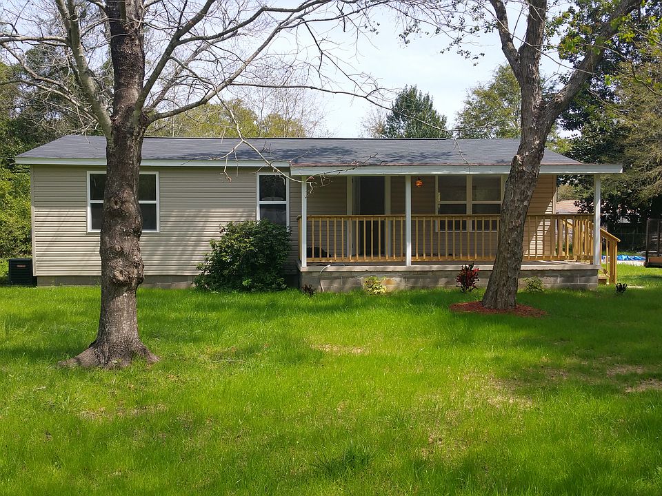 2nd image of 4882 Lynn Dr.