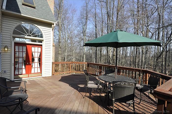 2nd image of 8505 Newtowne Ct