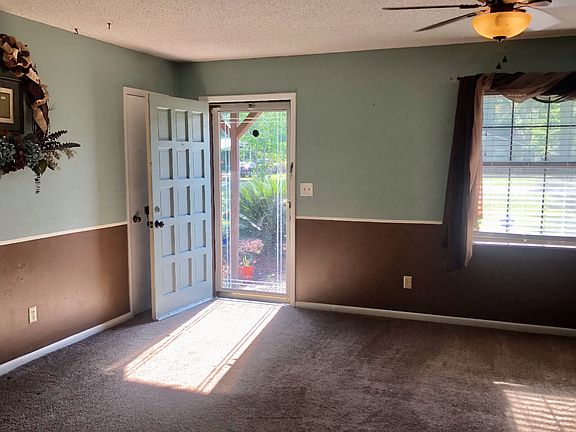 3rd image of 332 SE Mojave Way