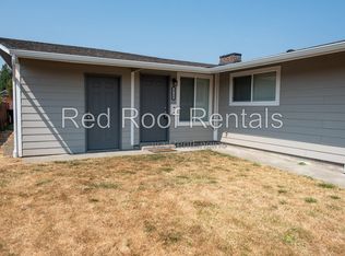 6726 S D St, Tacoma, WA 98408