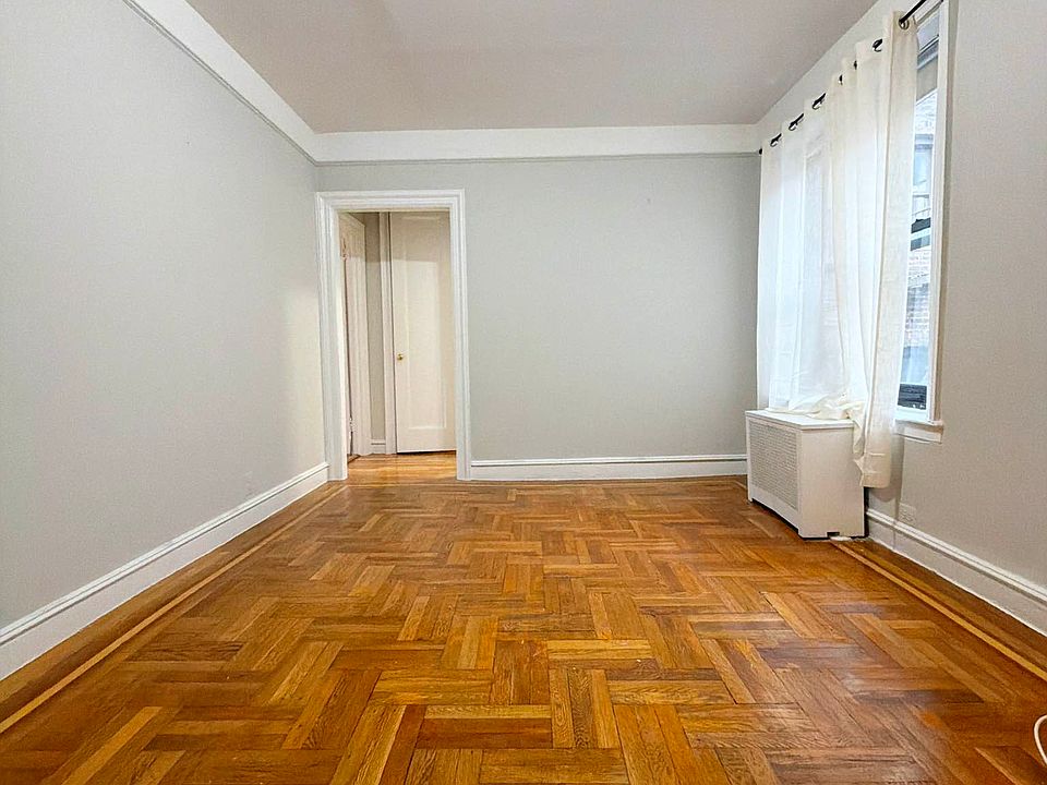 1st image of 50 Seaman Ave Unit 5