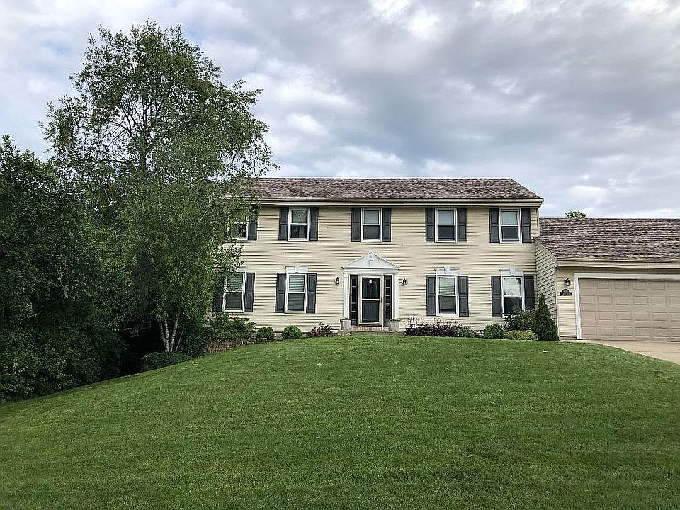 1st image of W168N10290 Wildrose Ln