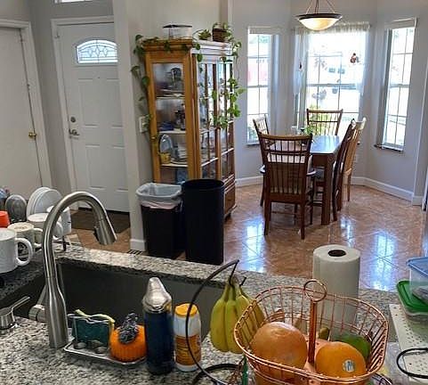5th image of 13623 Glasser Ave