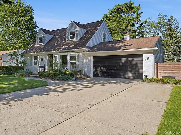 2nd image of 3867 Percy King Rd