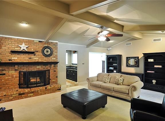 3rd image of 8922 Echo Valley Dr