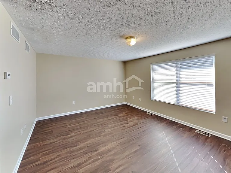 456 Kathryn Dr — Photo 7