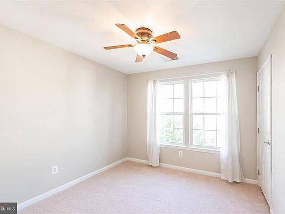 5th image of 10246 Whitworth Ln