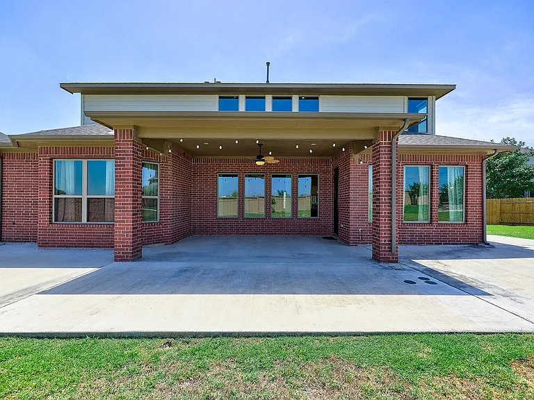 3416 Ponce De Leon Ct — Photo 4