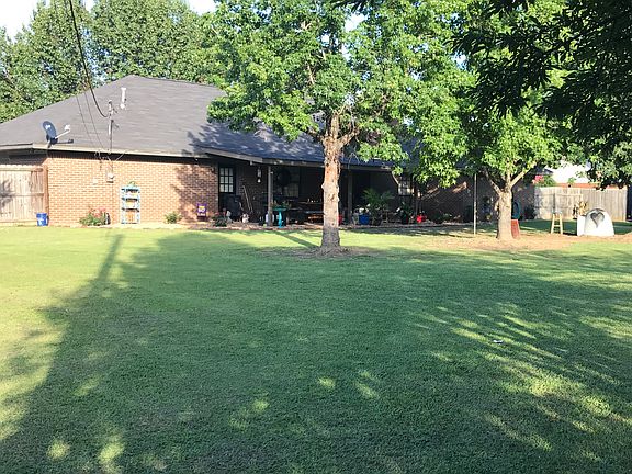 2nd image of 192 W Swoope Dr