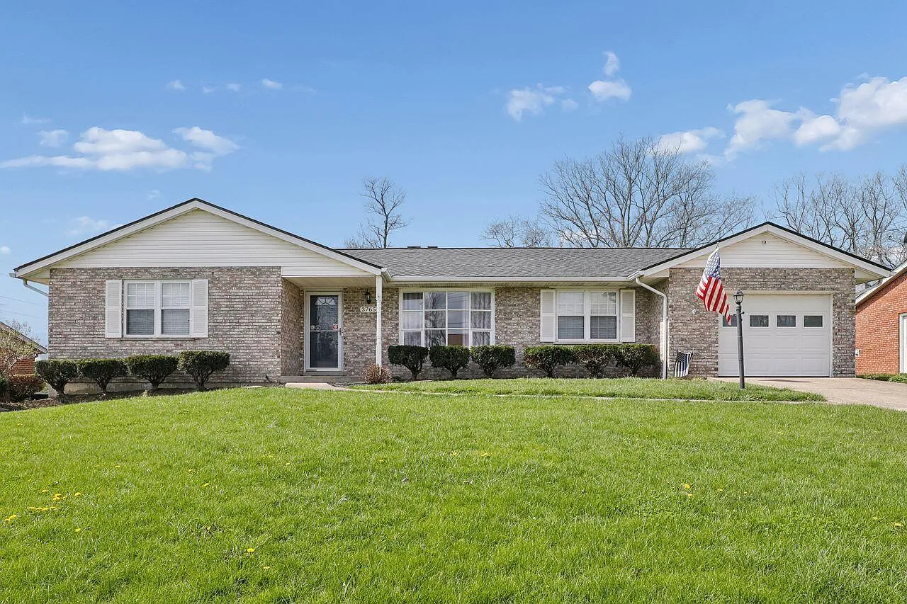 3765 Lisa Ln photo 1