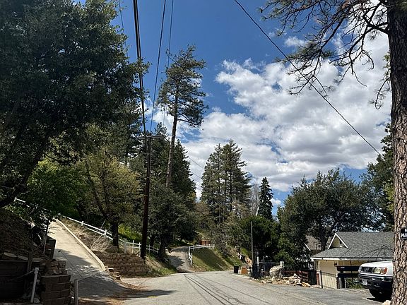 5th image of 404 Wylerhorn Dr