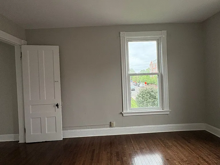 83 Sachem St #2 — Photo 12
