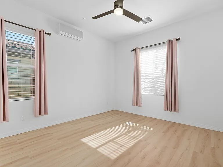 43720 Vacanza Ct — Photo 16