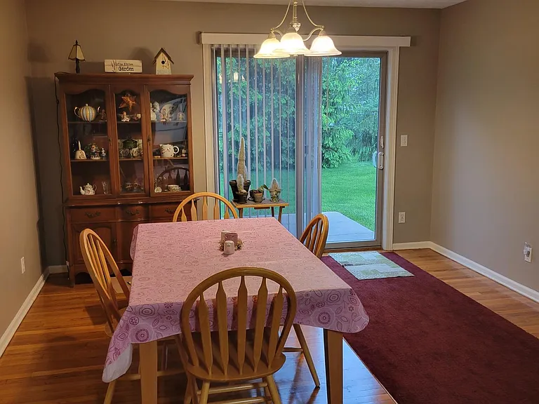 1803 Stone Manor Cir — Photo 3