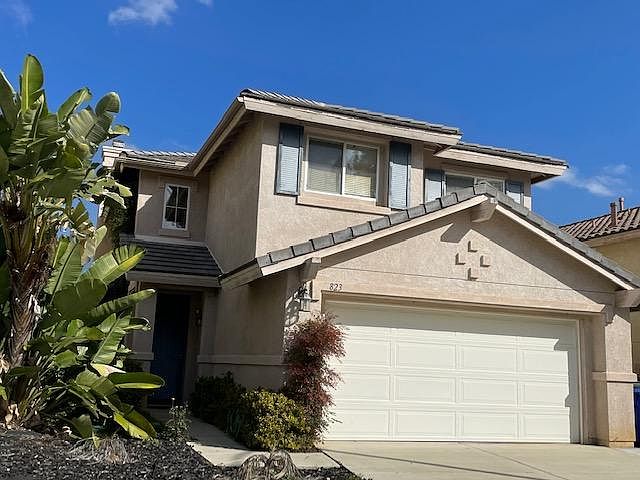 1st image of 823 Silver Dr
