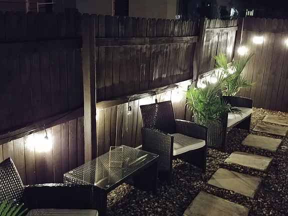 4th image of 2501 Polk St APT 4