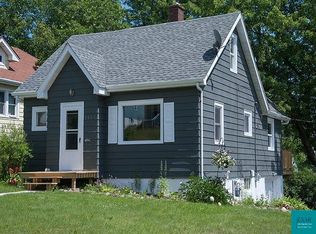 2434 W 15th St, Duluth, MN 55806