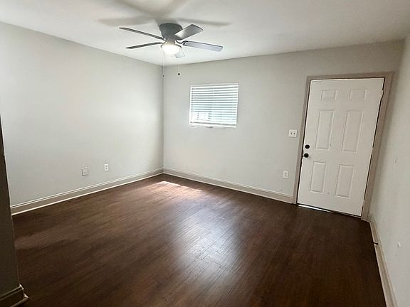 2nd image of 530 Lindsay St NW #3