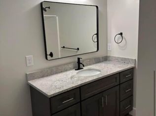 429 Bowers Estates Dr #B, Hartwell, GA 30643