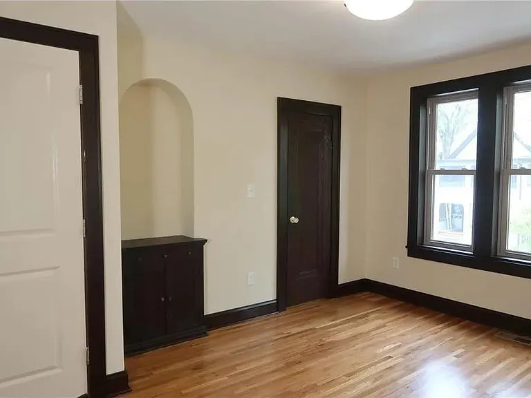 3020 Grand Ave S — Photo 3