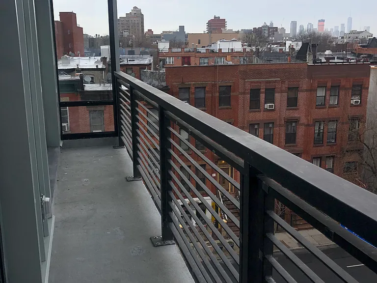 85 Rogers Ave #2B — Photo 15