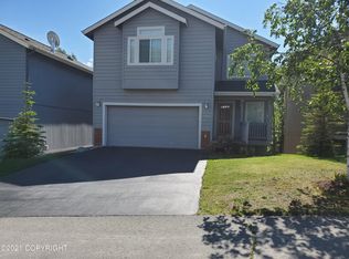 9182 Eagle River Ln, Eagle River, AK 99577