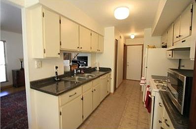 4th image of 271 Acorn Dr #4