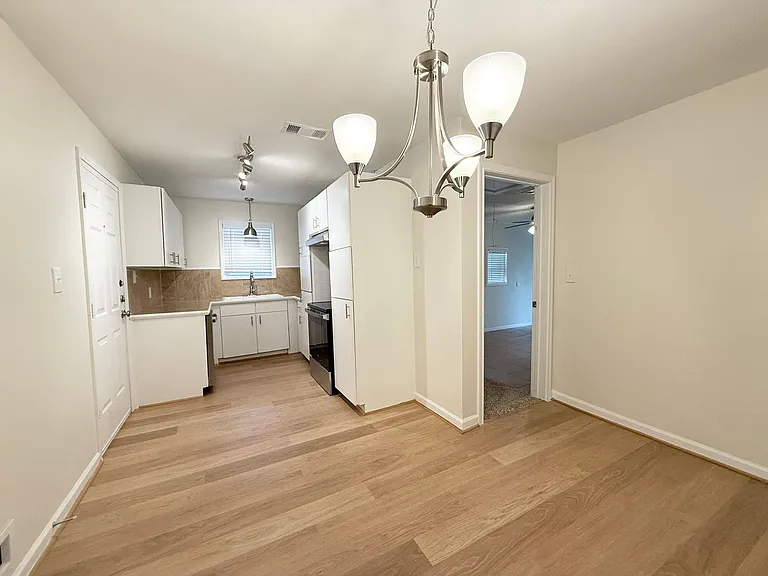 8 Piney Way — Photo 7