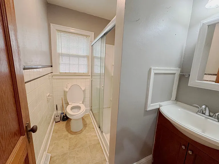 229 Alpine Dr — Photo 6
