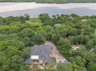 9A Eagle Point N, Azle, TX 76020