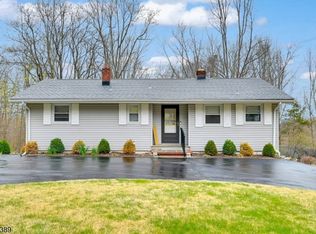 4 Deer Park Rd, Hackettstown, NJ 07840