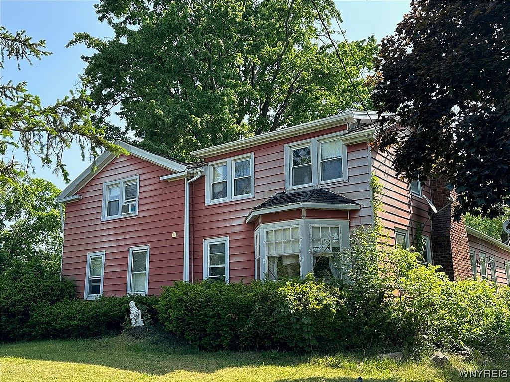 2111 Two Rod Rd, Marilla, NY 14102 | Zillow